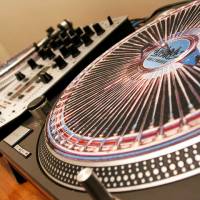 a dj turn table???